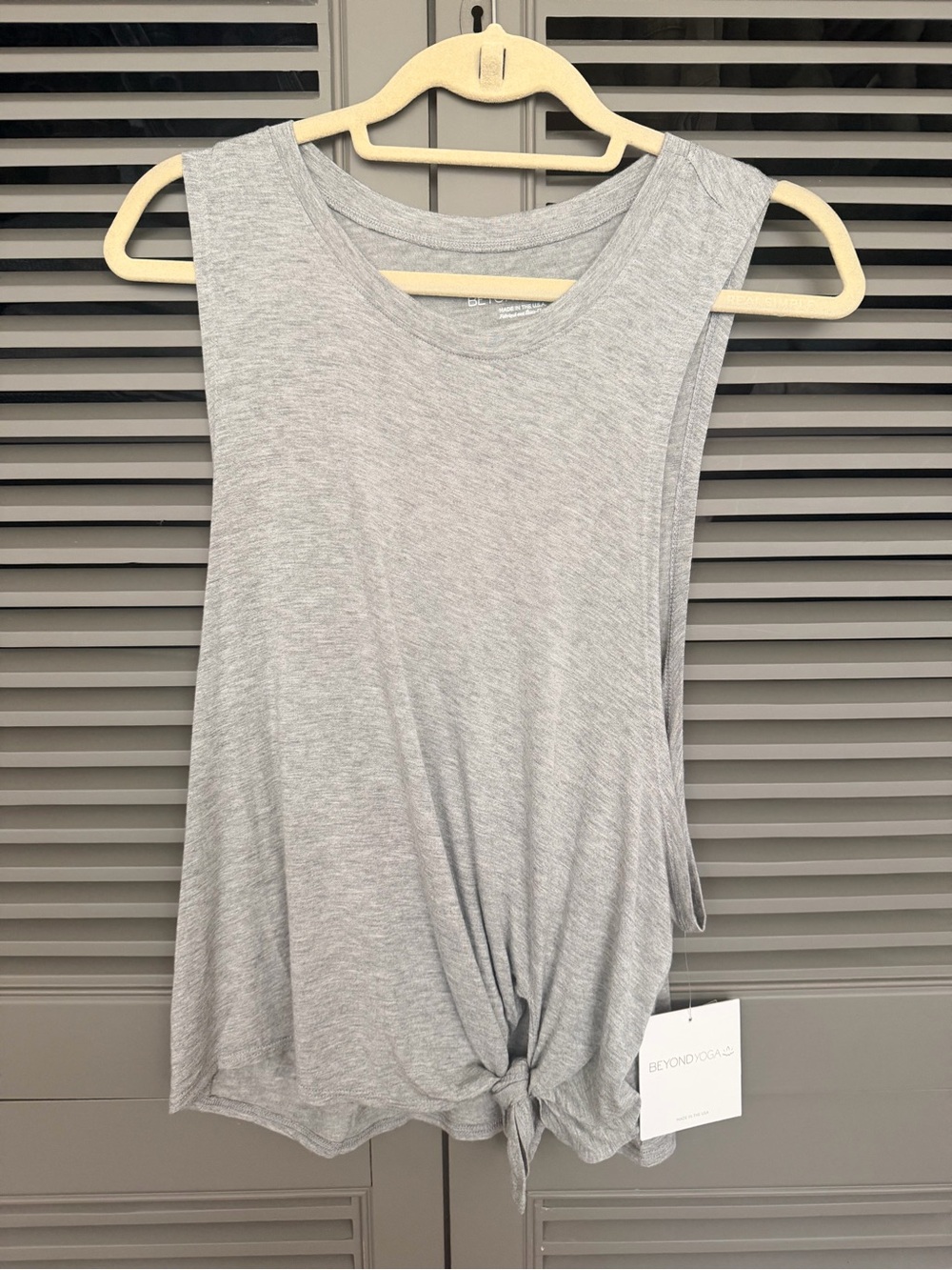 Beyond Yoga Light Gray Tie-Front Muscle Tee